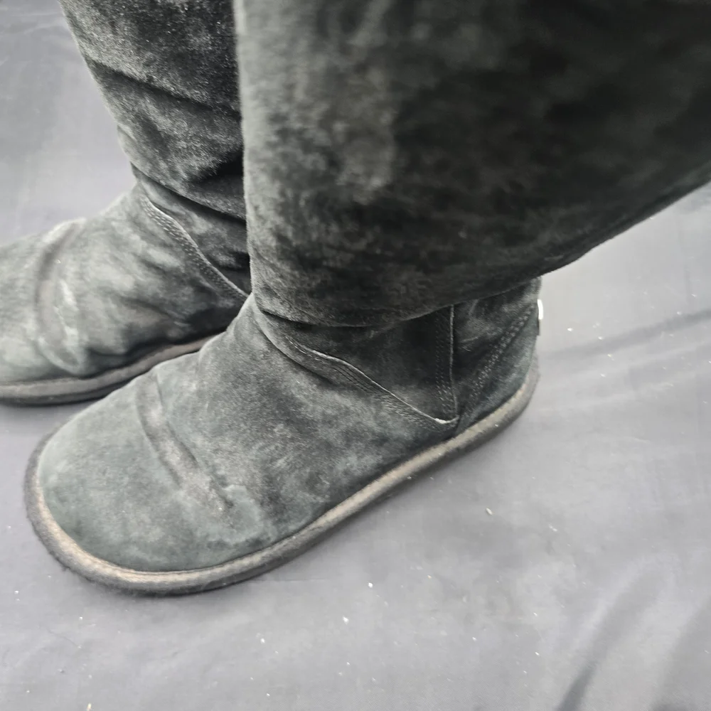 UGG Black‎ Fleece-Lined Boots